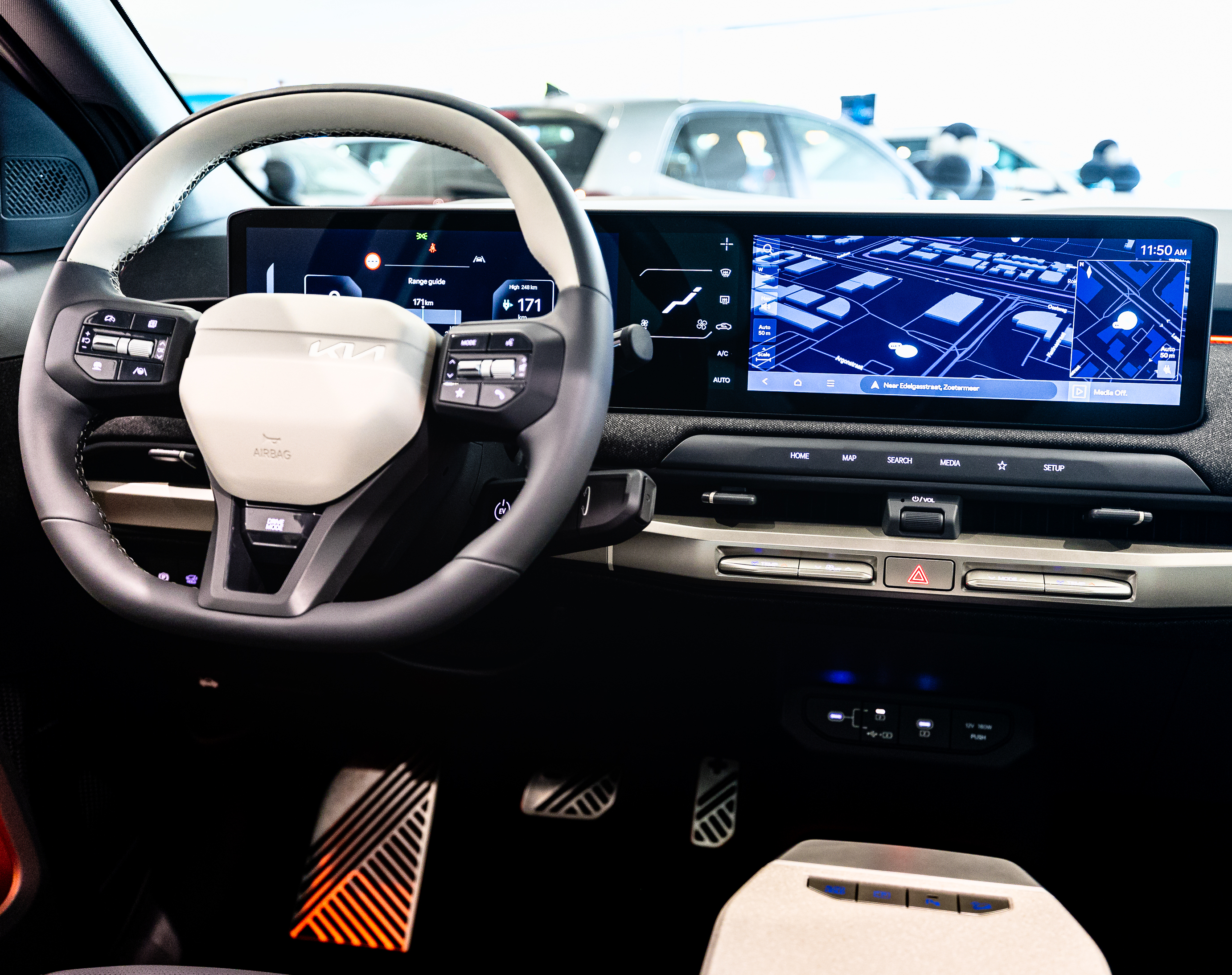 Kia EV3 dashboard telefoonhouder montage