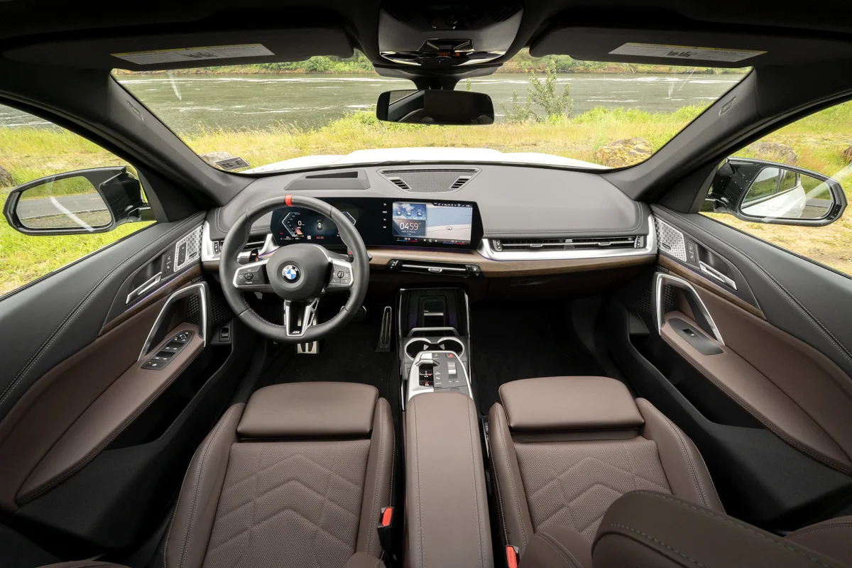 BMW X1 dashboard telefoonhouder montage