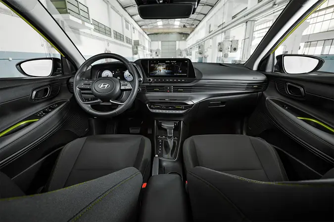 Hyundai i20 dashboard telefoonhouder montage