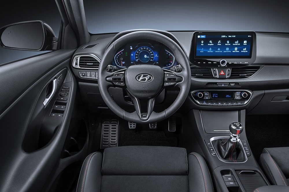 Hyundai i30 dashboard telefoonhouder montage