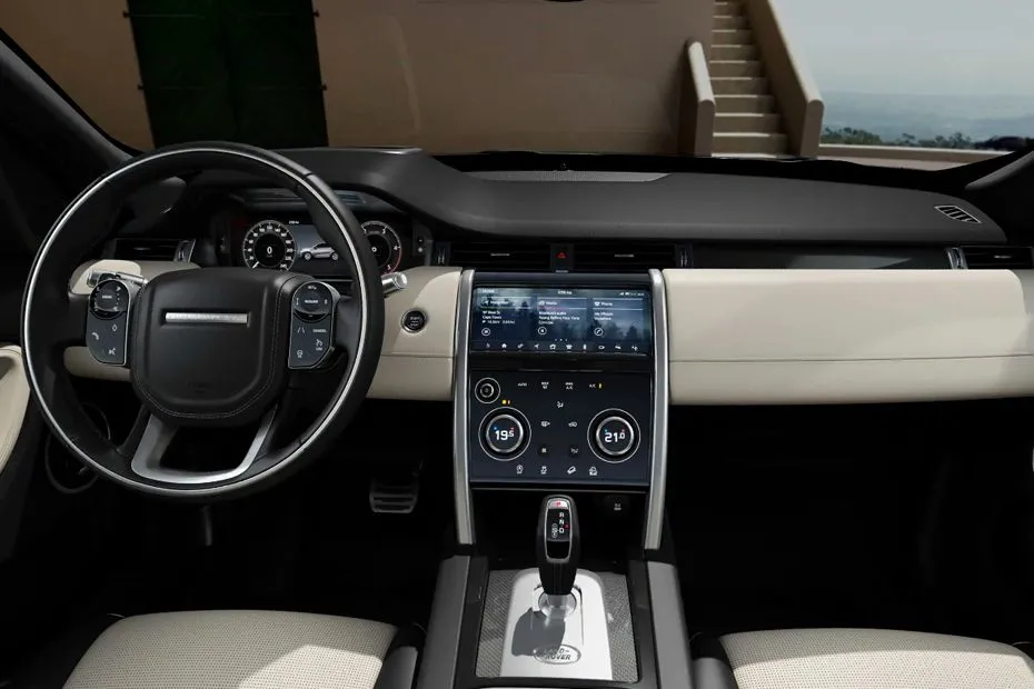 Land Rover Discovery Sport dashboard telefoonhouder montage