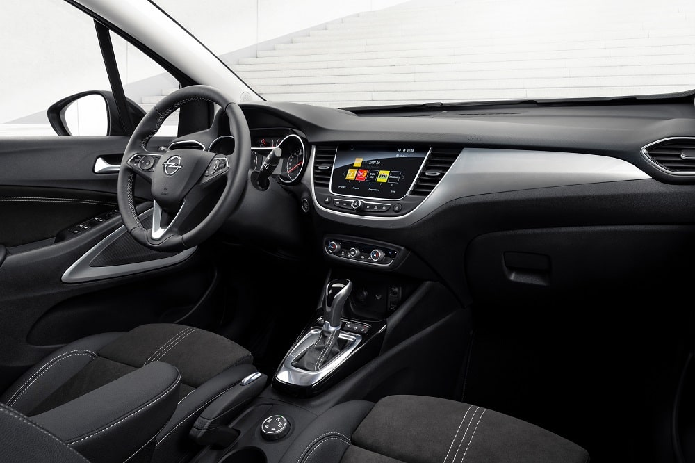 Opel Crossland dashboard telefoonhouder montage