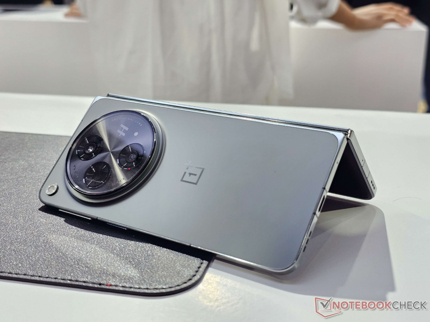OnePlus Open 2 telefoonhouder